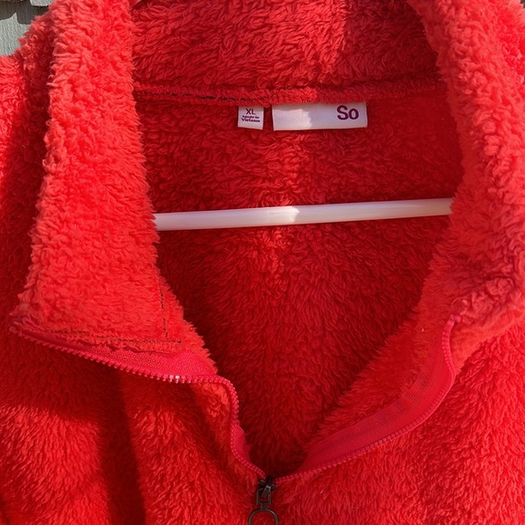 Shaggy orange fleece keeps you warm and cozy. Tagged XL but closer to M/L. - Picture 3 of 5